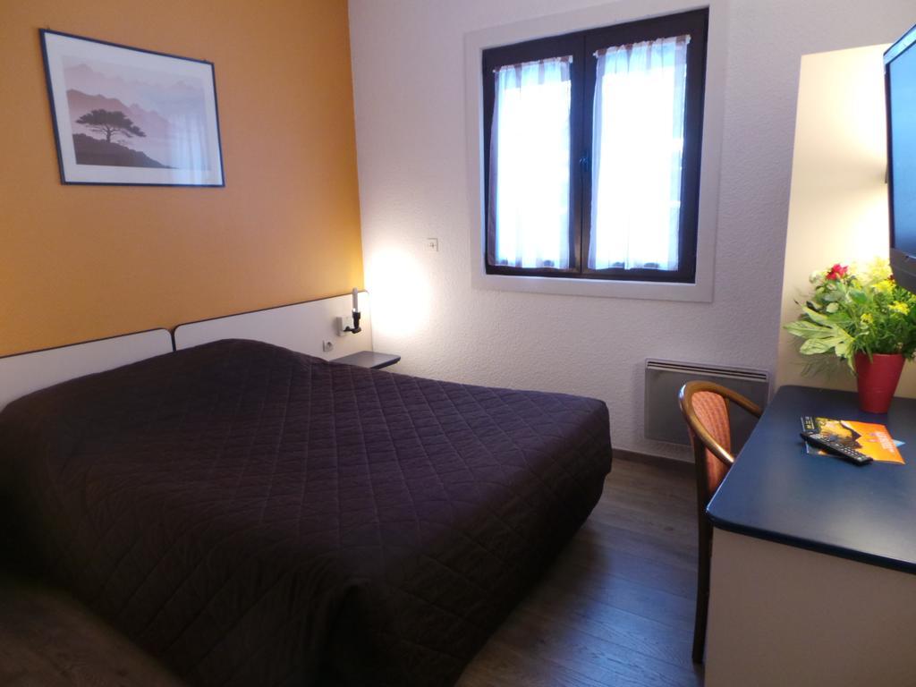 Logis Albhotel Grill アルビ＝シェラン 部屋 写真