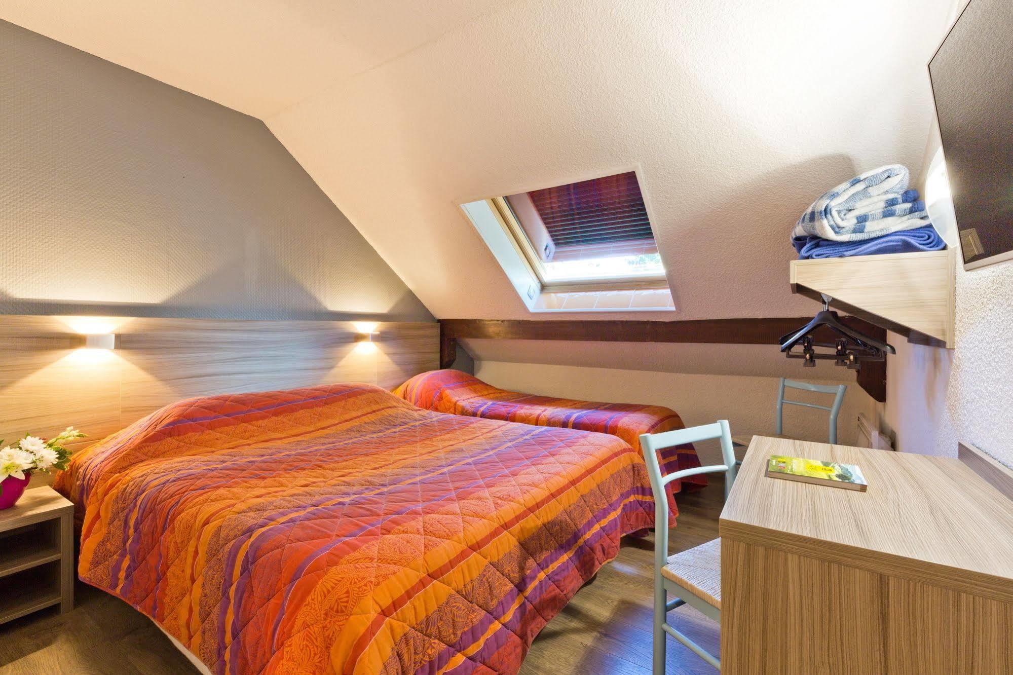 Logis Albhotel Grill アルビ＝シェラン エクステリア 写真